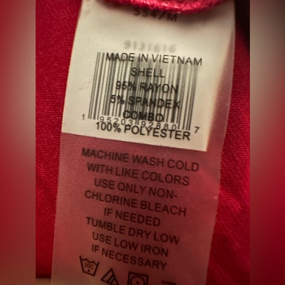 NWT | Vince Camuto Fuchsia Pink Color Top | Size M - Picture 7 of 7